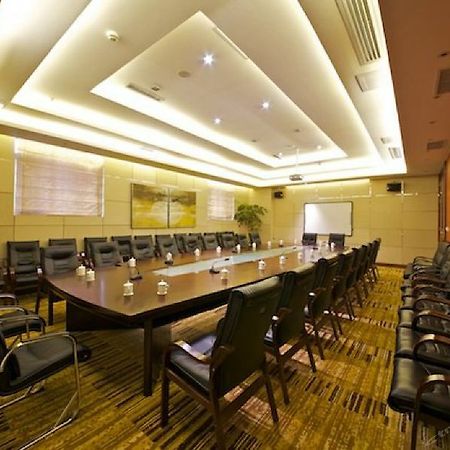 Summer Cambridge Hotel Guiyang  Buitenkant foto